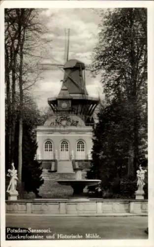 Ak Potsdam Sanssouci, Potsdam-Sanssouci, Glockenfontaine, Historische Mühle