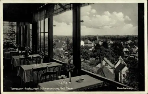 Ak Kleve am Niederrhein, Terrassen Restaurant Schwanenburg
