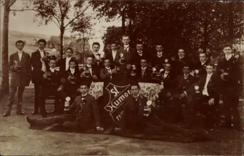 Foto Ak Niederhaßlau Wilkau Haßlau in Sachsen, St. Humor, Gruppenbild, junge Männer