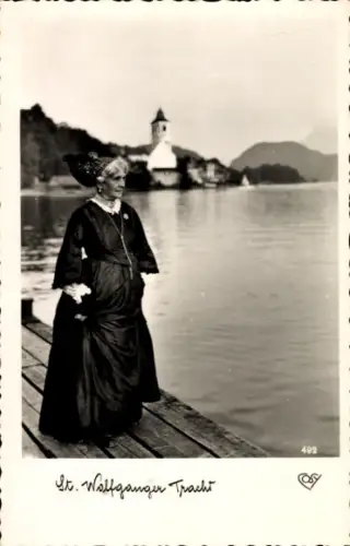 Ak St. Wolfgang im Salzkammergut Oberösterreich, Frau in Tracht