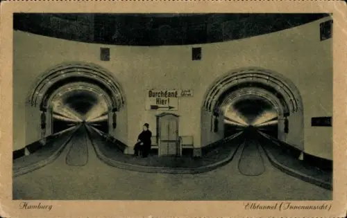 Ak Hamburg Mitte St. Pauli, Elbtunnel, Innenansicht