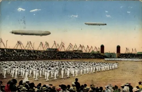 Ak Leipzig in Sachsen, XII. Deutsches Turnfest 1913, Luftschiffe, Nr. 7 Der Turnplatz
