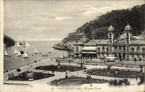 Ak Donostia San Sebastian Baskenland,  El gran Casino, Segelboote, Küstenlandschaft
