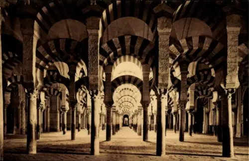 Ak Córdoba Andalusien Spanien, Säulenhalle, Streifenmuster,  Architektur, Mezquita