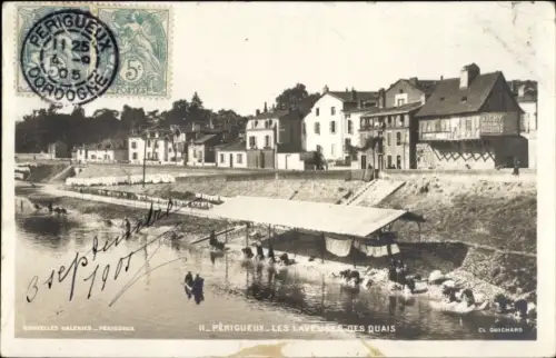 Ak Périgueux Nouvelle-Aquitaine Dordogne, Les Laveuses des Quais, Uferpartie