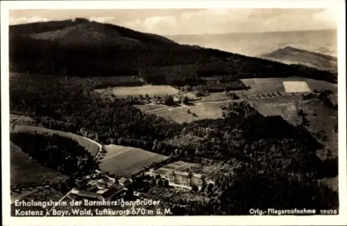 Ak Kostenz Perasdof Niederbayern, Erholungsheim der Barmherzigen Brüder, Fliegeraufnahme