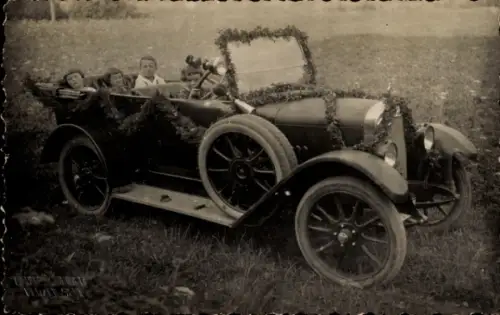 Foto Ak Kinder im Auto