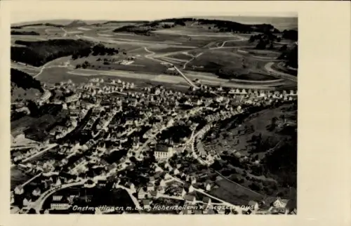 Ak Onstmettingen Albstadt in Württemberg, Luftaufnahme von  Hohenzollern, Landschaft, Häuser