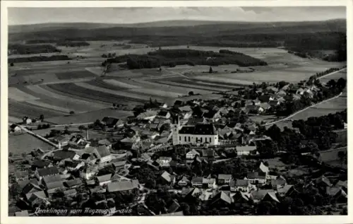 Ak Denklingen Reichshof Oberbergischer Kreis, Luftaufnahme von  Felder, Häuser, Kirche