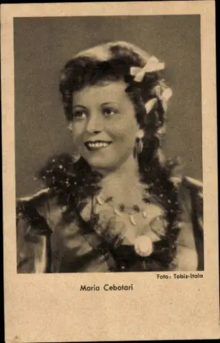 Ak Rumänische Opernsängerin Maria Cebotari, Portrait, Haarschleifen