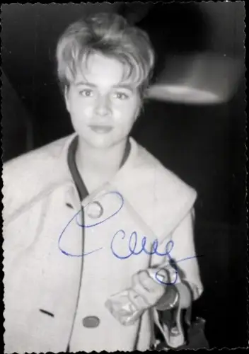 Foto Schauspielerin und Sängerin Cornelia Froboess, Portrait, Autogramm