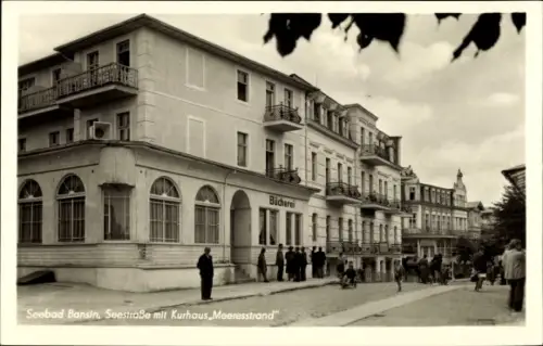 Ak Ostseebad Bansin Heringsdorf auf Usedom, Seestraße mit Kurhaus Meeresstrand, Bücherei