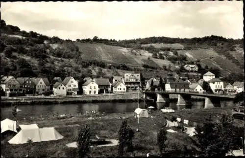 Ak Obernhof an der Lahn, Blick über den Ort, Zelte, Tischtennisplatte