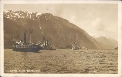 Ak Hardanger Norwegen, Schiff im Fjord, Berge im Hintergrund, Text in Französisch