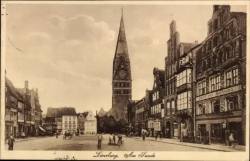 Ak Lüneburg in Niedersachsen,  Am Sande, Uhrturm,  Gebäude, Straßenansicht