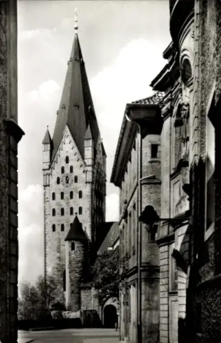 Ak Paderborn in Westfalen,  Domblick aus der Grube, Turm,  Gebäude