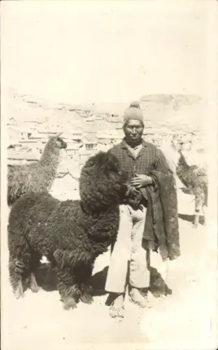 Foto Südamerika, Mann mit Lamas