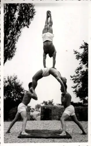 Foto Ak Turnen, Turner, Übungen, Pyramide