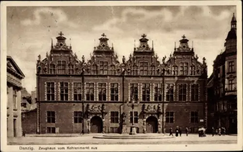 Ak Gdańsk Danzig, Zeughaus vom Kohlenmarkt aus