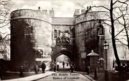 Ak London City England, Tower, Middle Tower