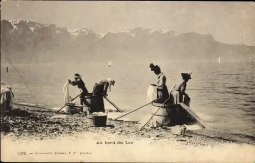 Ak Schweiz, Wäscherinnen am Seeufer