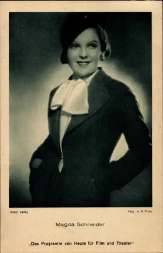 Ak Schauspielerin Magda Schneider, Portrait
