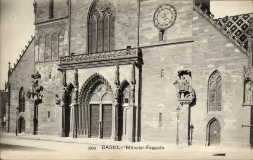 Ak Basel Bâle Stadt Schweiz,  Münster-Fassade, gotische Architektur, Türme, Skulpturen