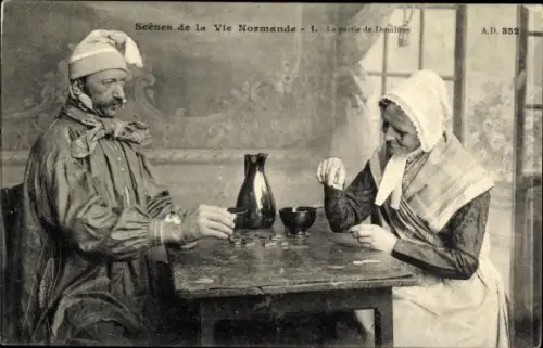 Ak Scenes de la Vie Normande, La partie de Dominos