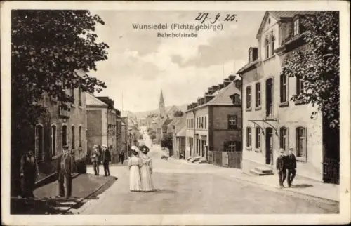 Ak Wunsiedel im Fichtelgebirge Oberfranken, Bahnhofstraße