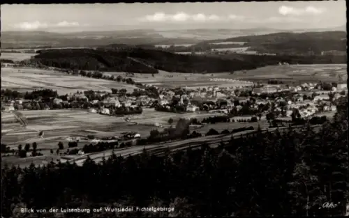 Ak Wunsiedel in Oberfranken, Panorama von der Luisenburg gesehen