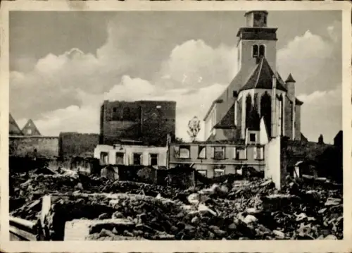 Ak Lauterbourg Lauterburg Elsass Bas Rhin, durch französische Beschießung zerstörtes Stadtinnere