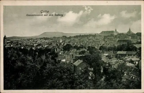 Ak Gotha in Thüringen, Gesamtansicht von  Seeberg im Hintergrund