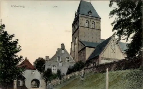 Ak Ratzeburg im Herzogtum Lauenburg,  Dom,  Architektur, 