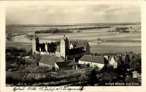Ak Strehla an der Elbe Sachsen, Schloß   Burg, Flusslandschaft