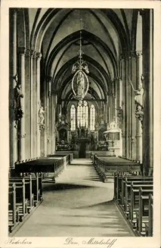 Ak Paderborn in Westfalen,  Dom, Mittelschiff, Innenansicht, Kirchenbänke, Altar