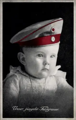Ak Unser jüngster Feldgrauer, Kleiner Junge mit Schirmmütze, Portrait