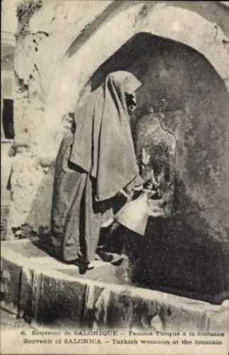 Ak Thessaloniki Griechenland, Türkin am Brunnen