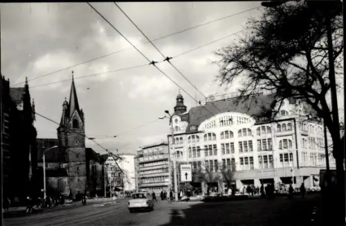 Ak Erfurt in Thüringen, Kirche, Straßenansicht