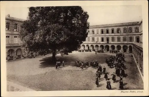 Ak Yvelines Frankreich, Ortspartie, Einladung, Honneur et Patrie
