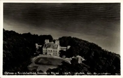 Ak Sassnitz auf Rügen, Luftaufnahme von Schloss Drasieden, Ostsee, Sassnitz, Rügen