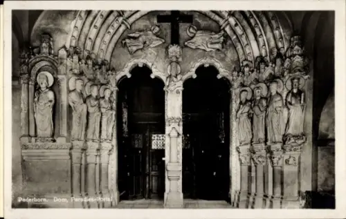 Ak Paderborn in Westfalen,  Dom, Paradies-Portal, Statuen, religiöse Figuren