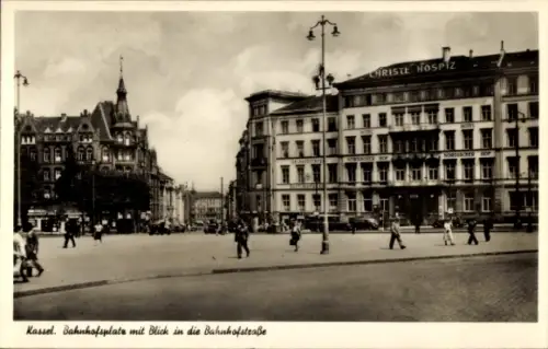 Ak Kassel in Hessen,  Bahnhofsplatz, Blick in die Bahnhofstraße, Christ Hospiz
