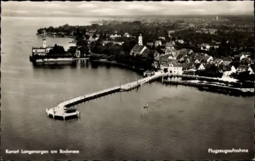 Ak Langenargen am Bodensee, Kurort Langenargen am Bodensee, Flugzeugaufnahme
