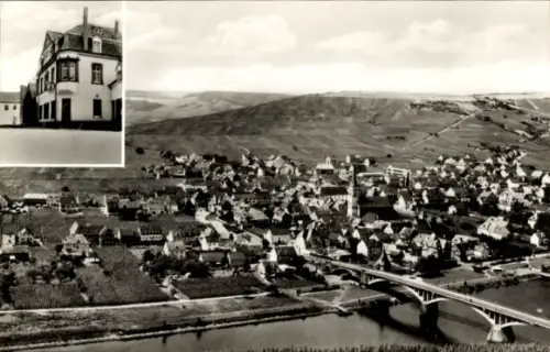 Ak Trittenheim an der Mosel, Luftaufnahme, Gaststätte zur Dorfschenke