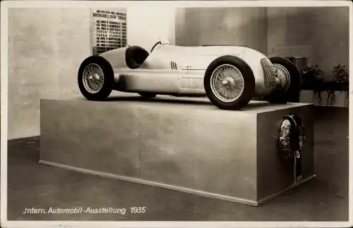 Ak Berlin Charlottenburg Westend, Internationale Automobil Ausstellung 1935