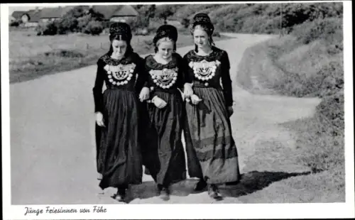 Ak Insel Föhr in Nordfriesland, Junge Friesinnen, Tracht