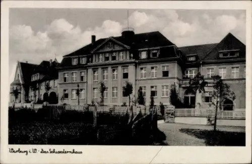 Ak Warburg in Westfalen, Schwesternhaus,  Gebäude, Schwarz-Weiß, Verlag Schöning & Co.