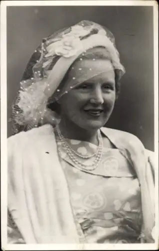 Ak Königin Juliana der Niederlande, Portrait