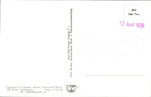 Ak Mühldorf am Inn Oberbayern, Luftaufnahme von  Stadtansicht, Fluss im Hintergrund