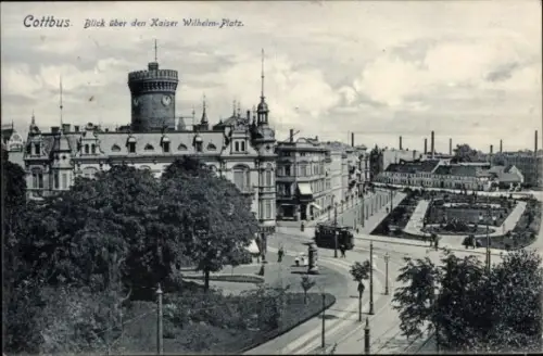 Ak Cottbus in der Niederlausitz,  Blick über den Kaiser Wilhelm-Platz,  Gebäude, Straßenbahn